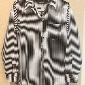 Lauren Ralph Lauren Blue and White Stripe Long Sleeve | Medium | Travel Wear